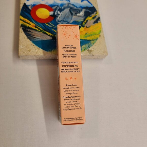 Benefit 24-HR Brow Setter Clear Eyebrow Gel with Lamination Effect - 2ml - Picture 6 of 8
